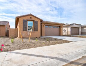 16845 W Evergreen Rd in Waddell, AZ - Building Photo - Building Photo
