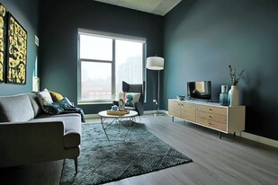 712 N Morgan St in Chicago, IL - Building Photo