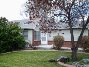 889 Essex Dr in Loveland, CO - Building Photo - Building Photo