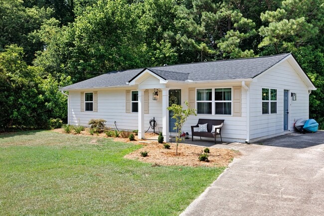 property at 223 Woodglen Dr