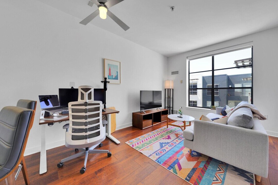 355 Berry St in San Francisco, CA - Building Photo