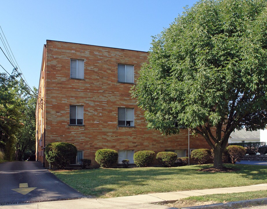 3517-3519 Woodbine Ave in Cincinnati, OH - Building Photo