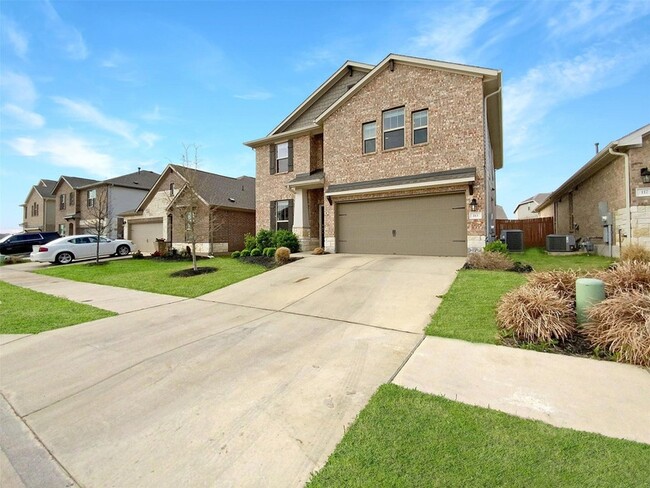 113 Spanish Foal Trail in Georgetown, TX - Foto de edificio - Building Photo