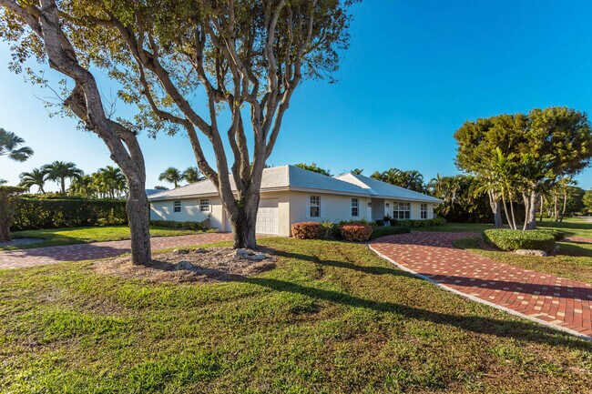 835 Canary Walk in Delray Beach, FL - Building Photo - Building Photo