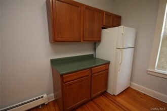 11 N Liberty Dr in Stony Point, NY - Building Photo - Building Photo