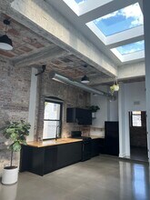 1702 W 19th St, Unit 4 in Chicago, IL - Foto de edificio - Building Photo