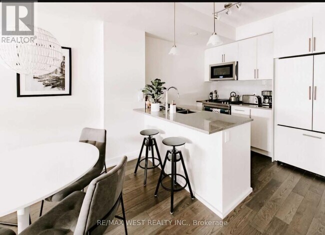 1-71 Elsie Ln in Toronto, ON - Building Photo - Building Photo