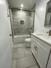 1135 Scofield Dr in Glendale, CA - Building Photo - Building Photo
