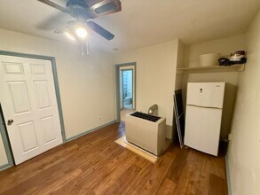 199 Belleville Ave, Unit 1S in New Bedford, MA - Building Photo - Building Photo