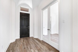 8626 Glass Gem Dr in San Antonio, TX - Building Photo - Building Photo
