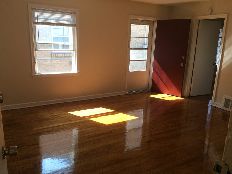 1509 S 4th St, Unit #1 in Rockford, IL - Foto de edificio