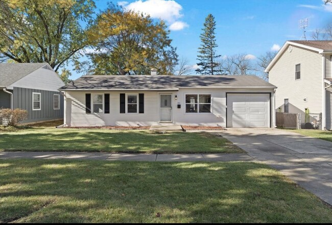 206 Raupp Blvd in Buffalo Grove, IL - Foto de edificio - Building Photo