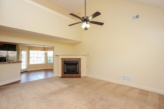 3167 Pinetree Loop N in Southaven, MS - Building Photo - Building Photo