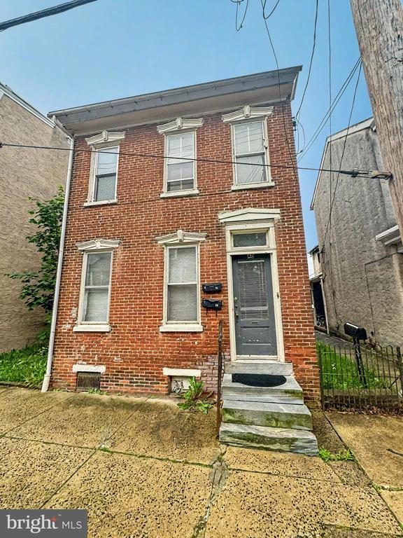 48 Chestnut St in Pottstown, PA - Building Photo - Building Photo