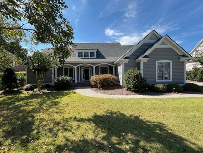 8917 Champion Hills Dr in Wilmington, NC - Building Photo - Building Photo