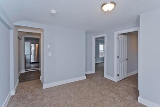 10 King St in Westfield, MA - Building Photo - Building Photo