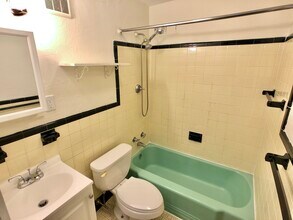 5 Glen Rd, Unit 301 in Boston, MA - Building Photo - Building Photo