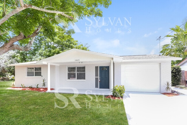 11015 Harding Dr in Port Richey, FL - Building Photo - Building Photo