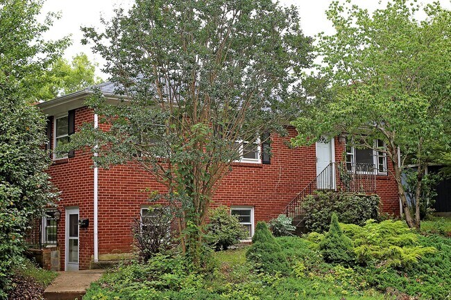 property at 1245 Holmes Ave