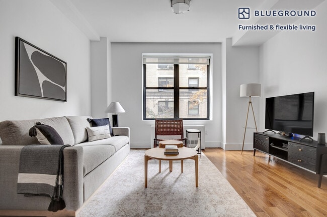 212 W 91st St
