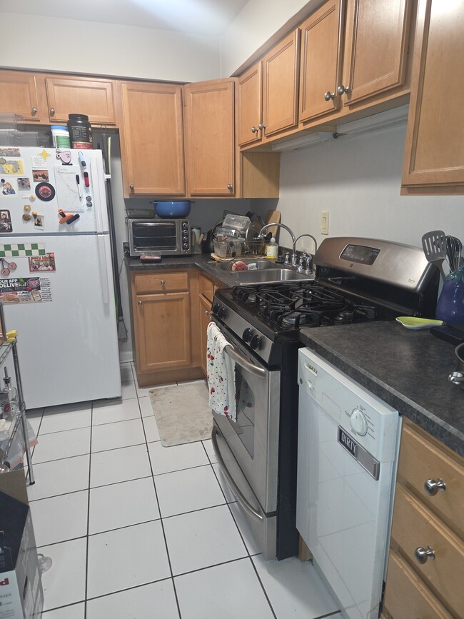 property at 611 W Patterson Ave