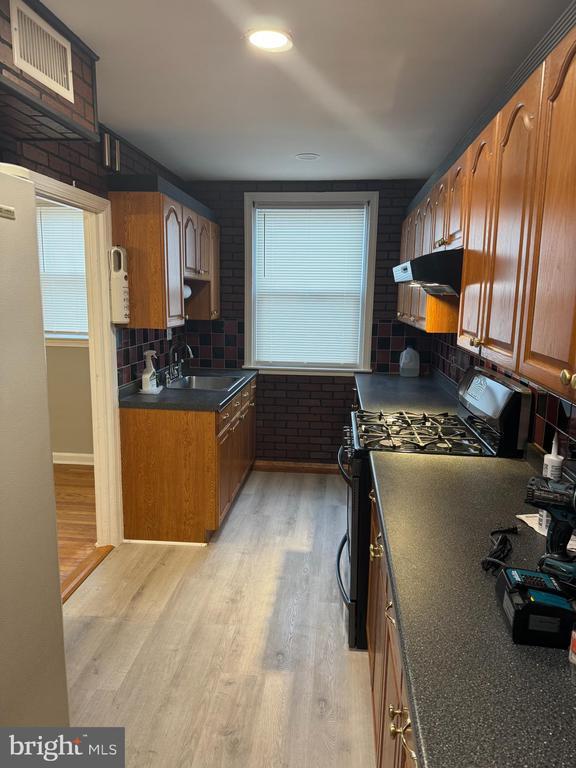 property at 5149 Arbor St