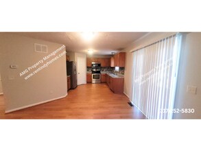 6805 Governors Pointe Blvd in Indianapolis, IN - Building Photo - Building Photo