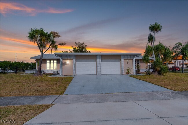 6014 Deming Ave in North Port, FL - Building Photo - Building Photo