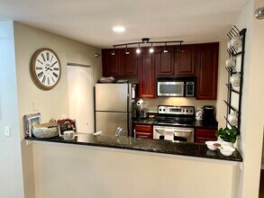 127 Glengarry Dr in Bloomingdale, IL - Building Photo - Building Photo
