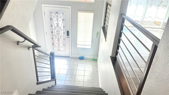 5718 Woodchester Ave in Las Vegas, NV - Building Photo - Building Photo