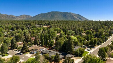 1202 N Navajo Dr in Flagstaff, AZ - Building Photo - Building Photo