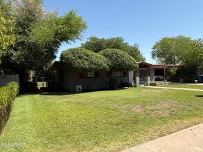 1632 E Hudson Dr in Tempe, AZ - Foto de edificio - Building Photo