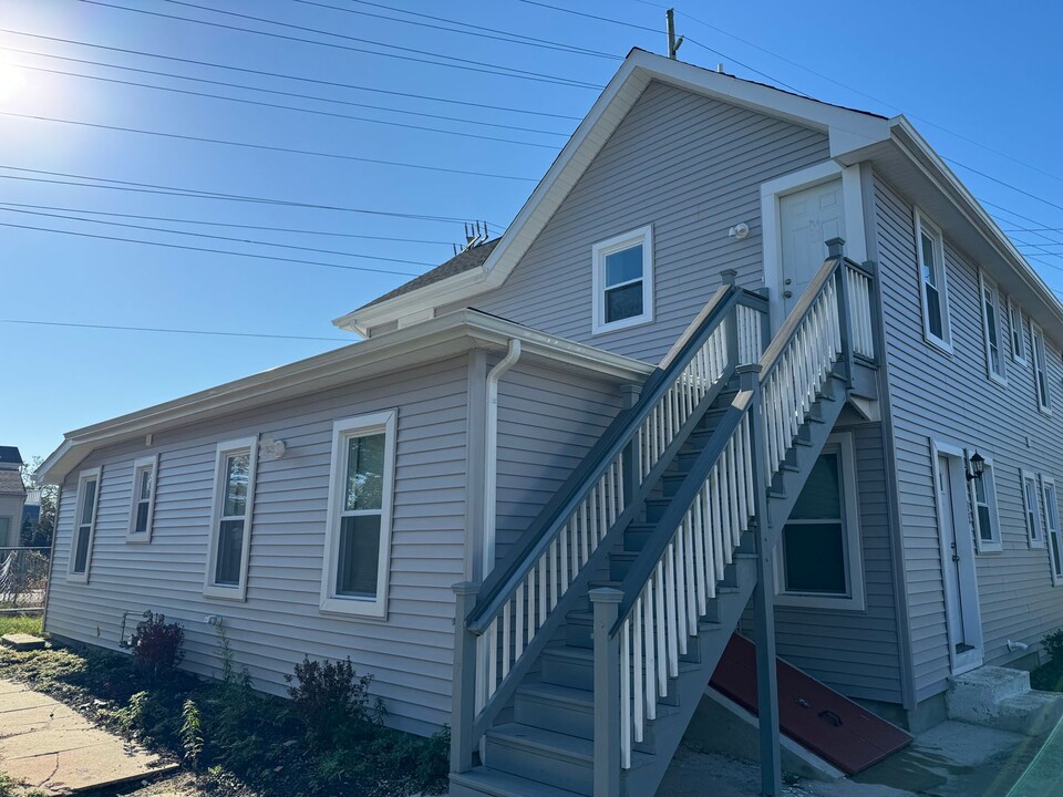 95 7th Ave in Long Branch, NJ - Building Photo