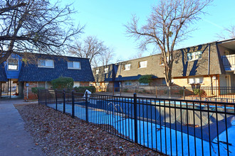 Mirador Apartments in Oklahoma City, OK - Building Photo - Building Photo