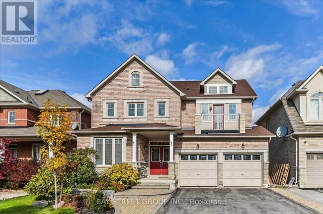 12 Pexton Ave