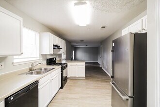 2149 Eagles Nest Cir in Decatur, GA - Building Photo - Building Photo
