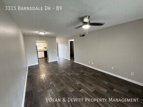 3315 Barnsdale Dr in Largo, FL - Building Photo - Building Photo