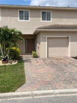 3809 Clearbrook Ln in Ft. Myers, FL - Building Photo