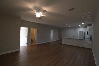 326 S 5th St in Jesup, GA - Building Photo - Building Photo