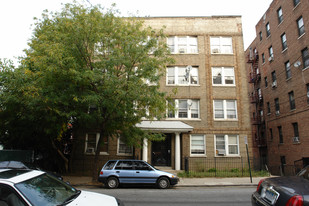 10 Coyle Pl Apartments