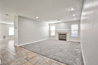 1304 Calle Montery St in Las Vegas, NV - Building Photo - Building Photo