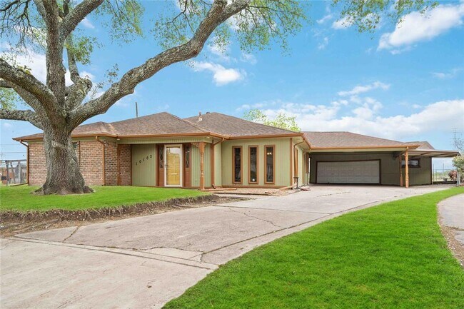 property at 10102 Buffum St