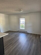 30 East Ave in Holley, NY - Building Photo - Building Photo