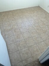 1716 Sunrise Rd in Barstow, CA - Foto de edificio - Building Photo