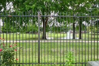 19002 Dural Dr in Houston, TX - Building Photo - Building Photo