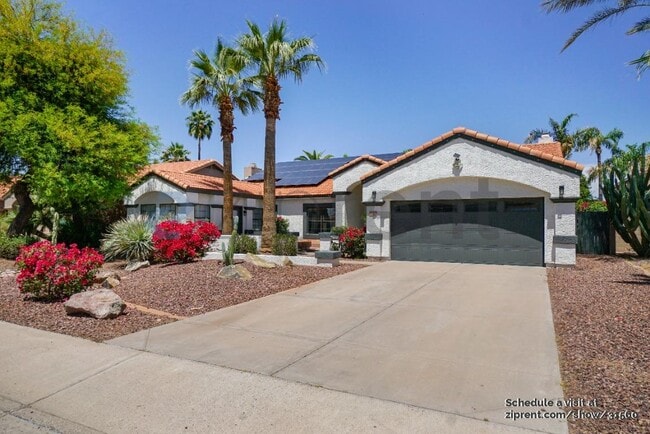 5636 E Paradise Ln in Scottsdale, AZ - Building Photo - Building Photo