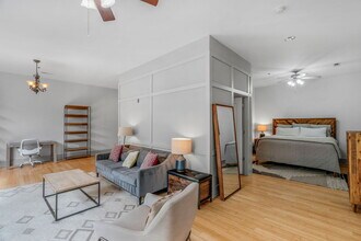 525 E 34th St in Charlotte, NC - Building Photo - Building Photo