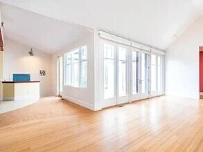 524 S Highland Ave in Bloomington, IN - Building Photo - Building Photo