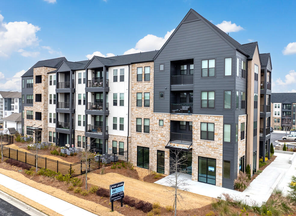 Oslo Apartment Homes in Fairburn, GA - Building Photo