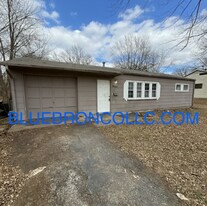 10743 Cambridge Ave in Kansas City, MO - Building Photo